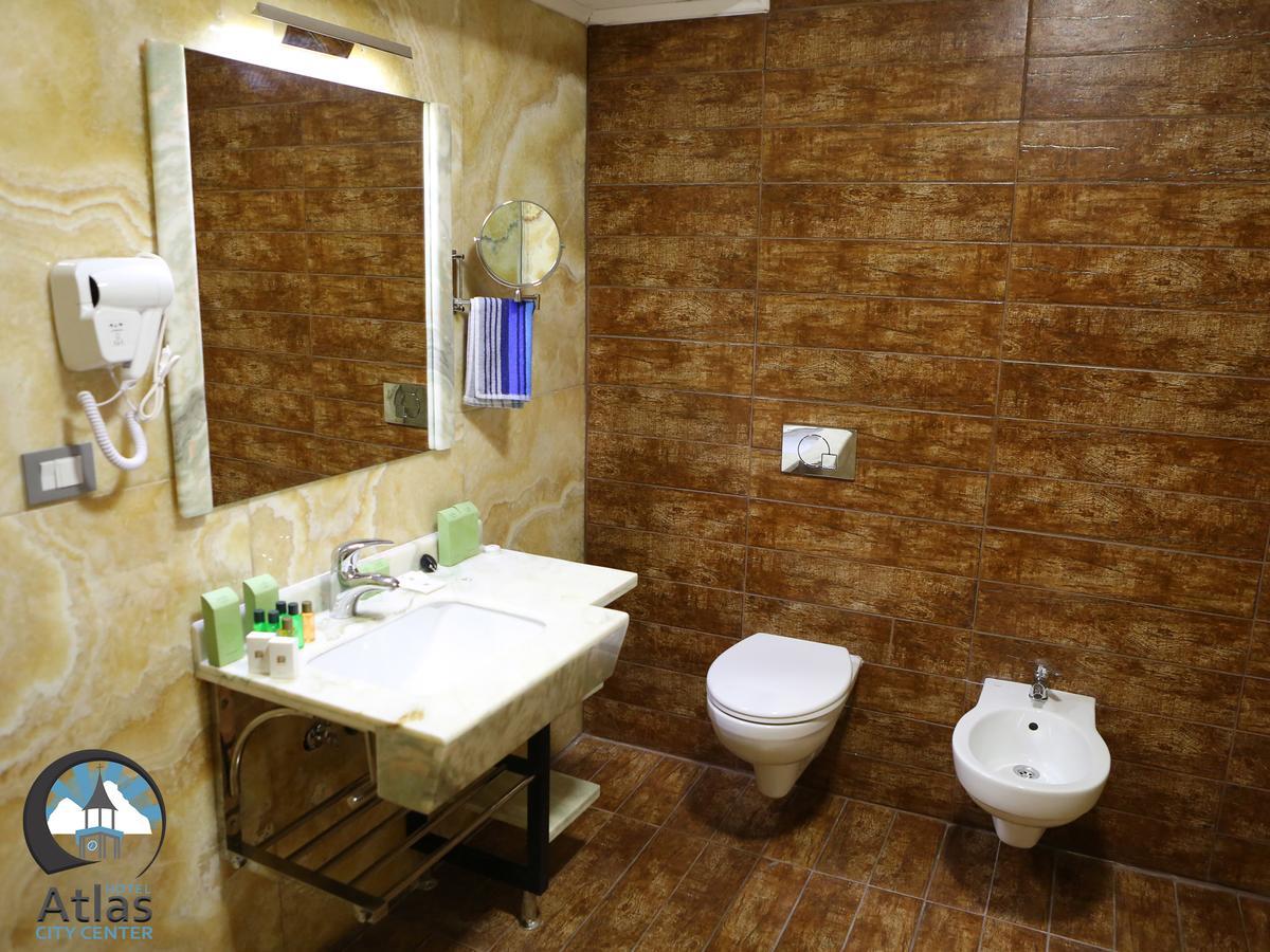 Atlas City Center Hotel 프릴레프 외부 사진