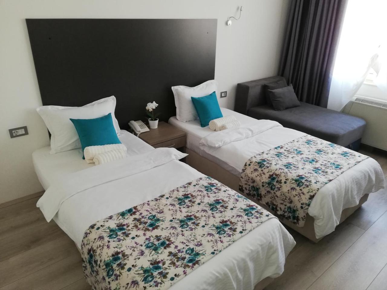 Atlas City Center Hotel 프릴레프 외부 사진