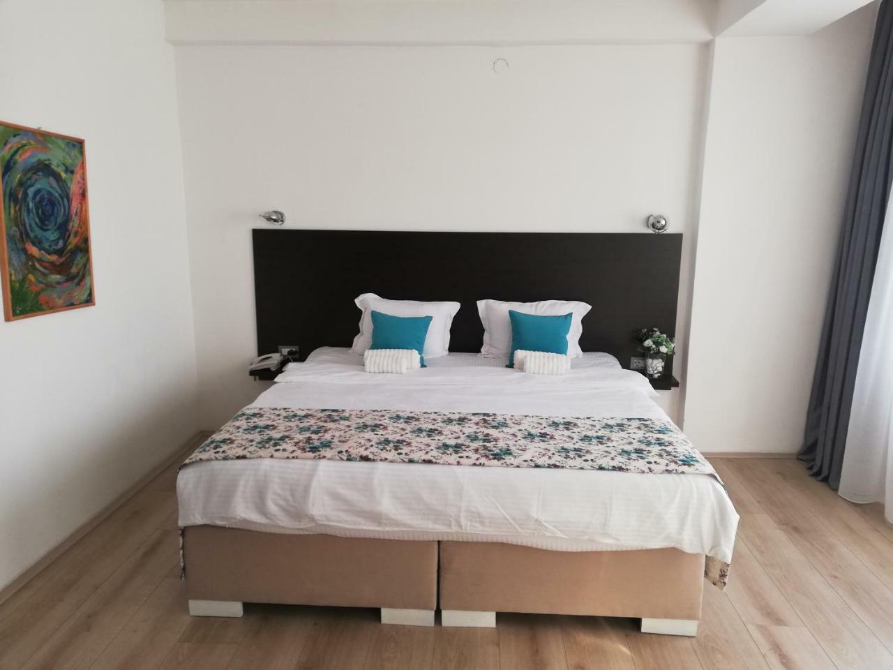 Atlas City Center Hotel 프릴레프 외부 사진