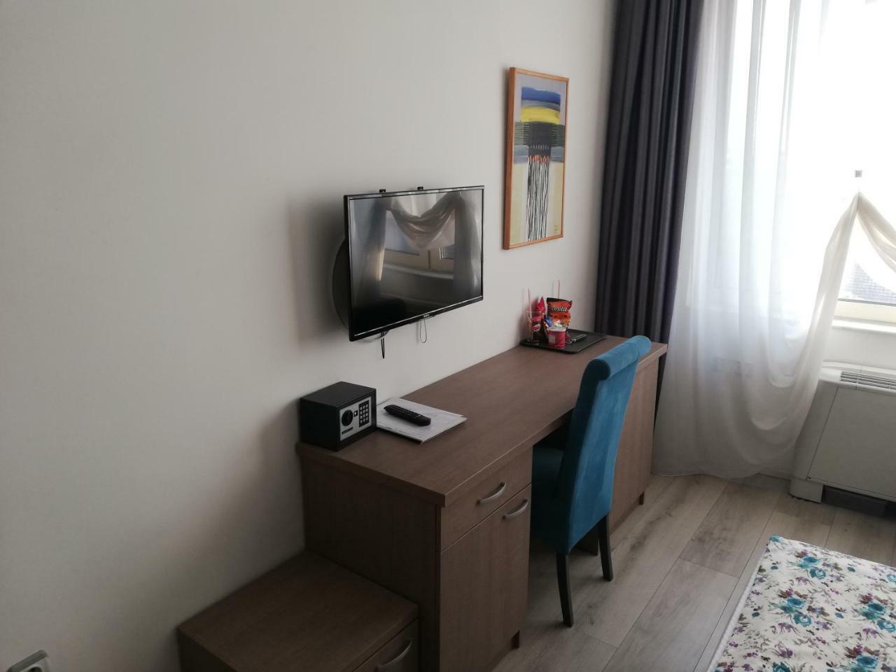 Atlas City Center Hotel 프릴레프 외부 사진