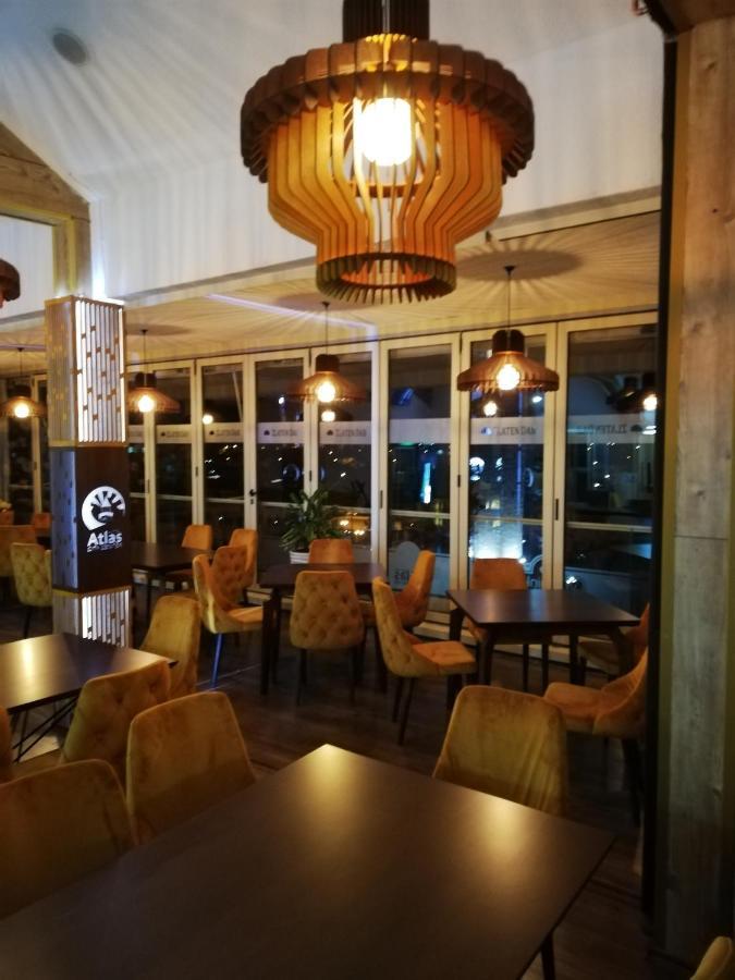 Atlas City Center Hotel 프릴레프 외부 사진